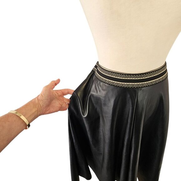 Halogen Black Faux Leather Midi Gaucho Split Skirt Sz M Stripe Elastic Waistband - Picture 2 of 9